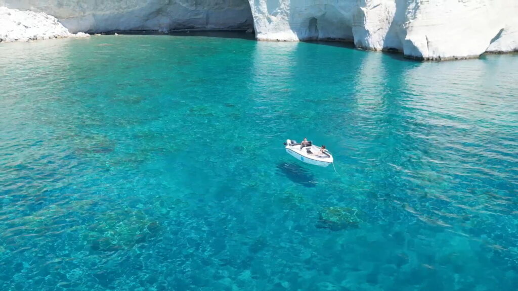 Rent a boat in Milos and visit Kleftiko. Online boat bookings in Milos. Full day rental